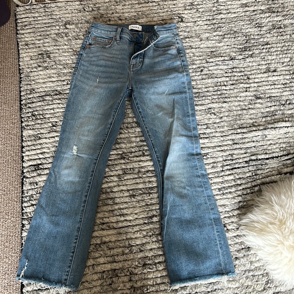 Never worn Pistola  size 25